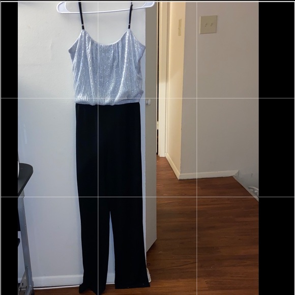 Jumpsuit - Picture 3 of 8